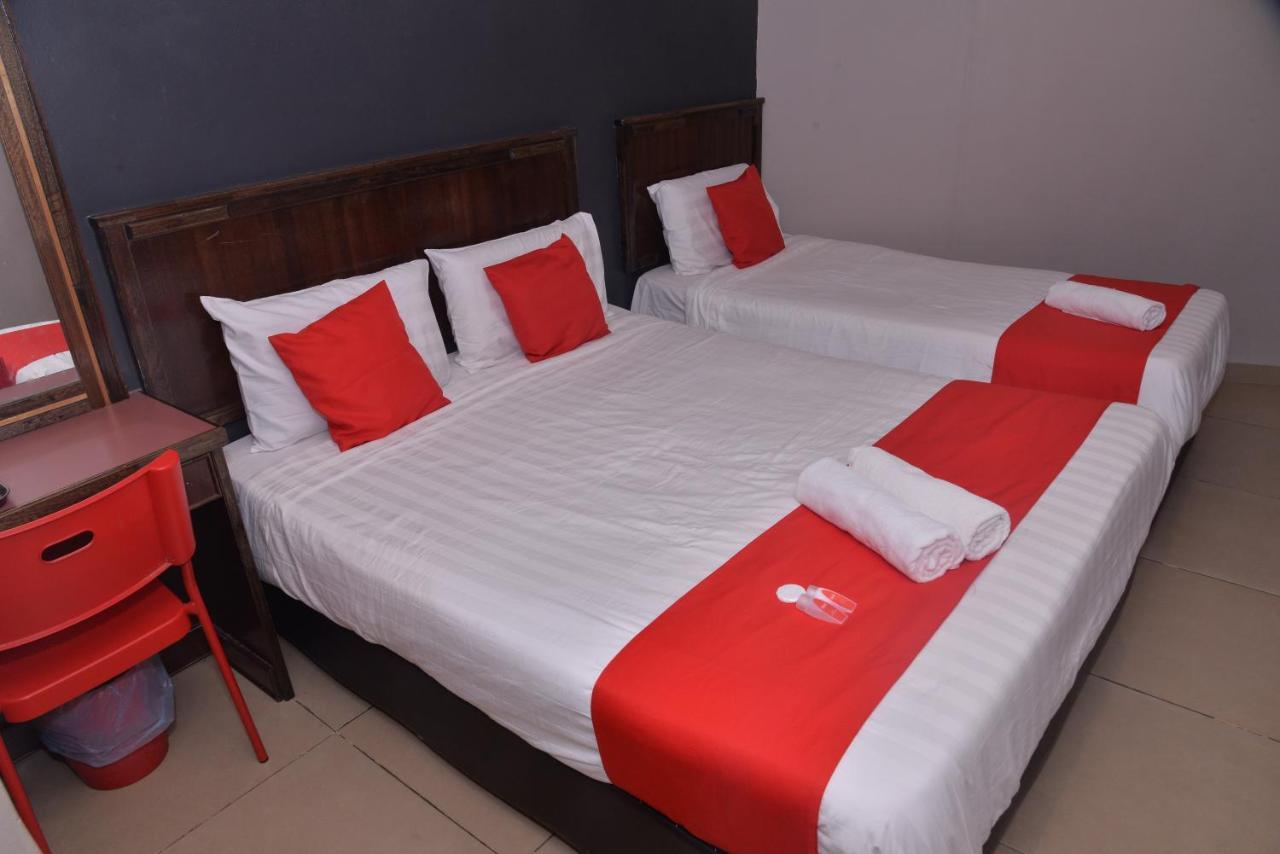 Nice Stay Hotel Raub Exterior photo